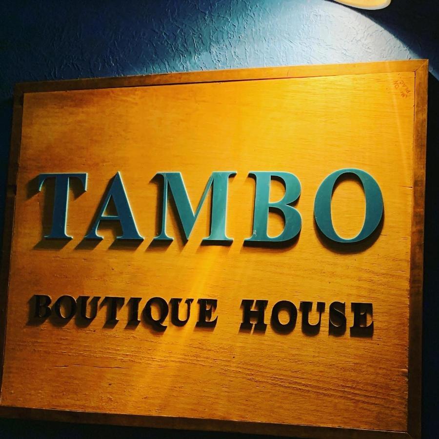 לינה וארוחת בוקר לטיסייה Tambo Boutique House מראה חיצוני תמונה